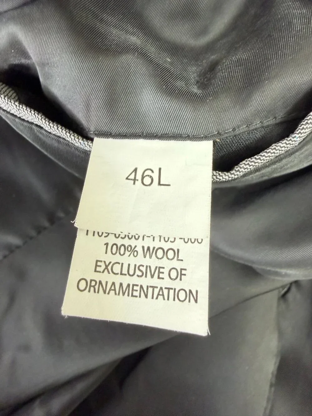 Jos A Bank 2 Piece Suit Traveler's Collection 46L Blazer 40X30 Pants Plaid Gray